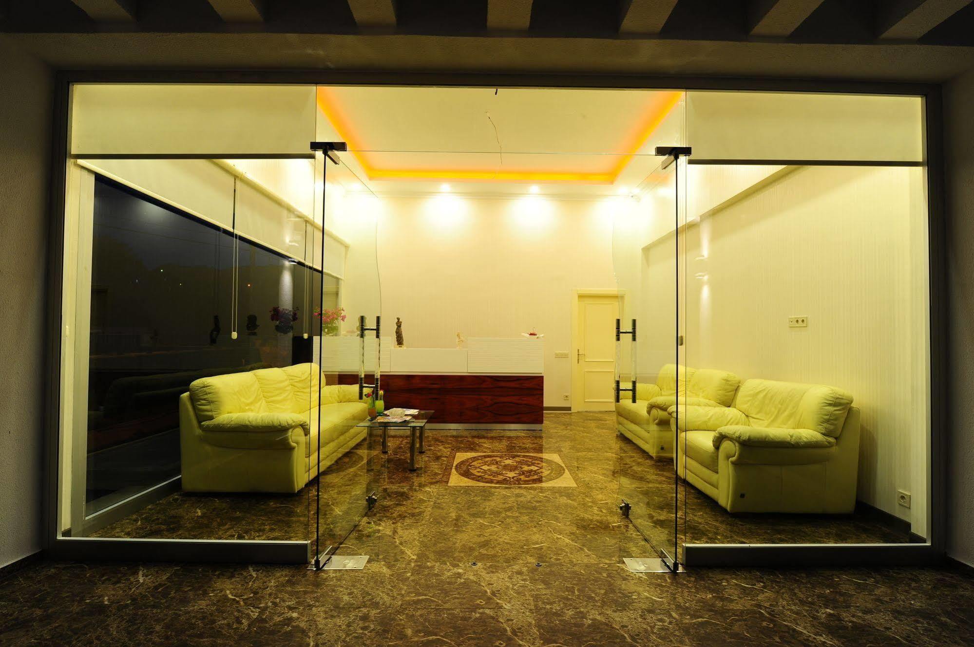 Delita Suite Hotel Turkbuku 골터크부쿠 외부 사진